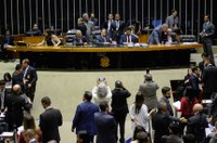 Congresso aprova crédito suplementar para cobrir garantia em empréstimos da Venezuela e de Moçambique